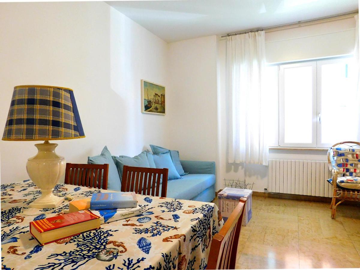 Fantastico Appartamento In Centro, Levanto Exteriör bild